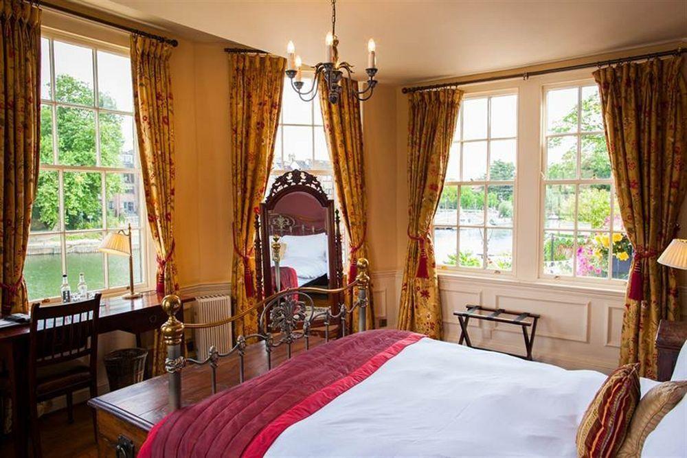 Inn The Swan Staines-upon-Thames