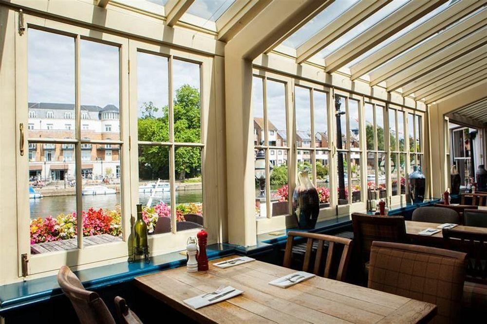 Inn The Swan Staines-upon-Thames