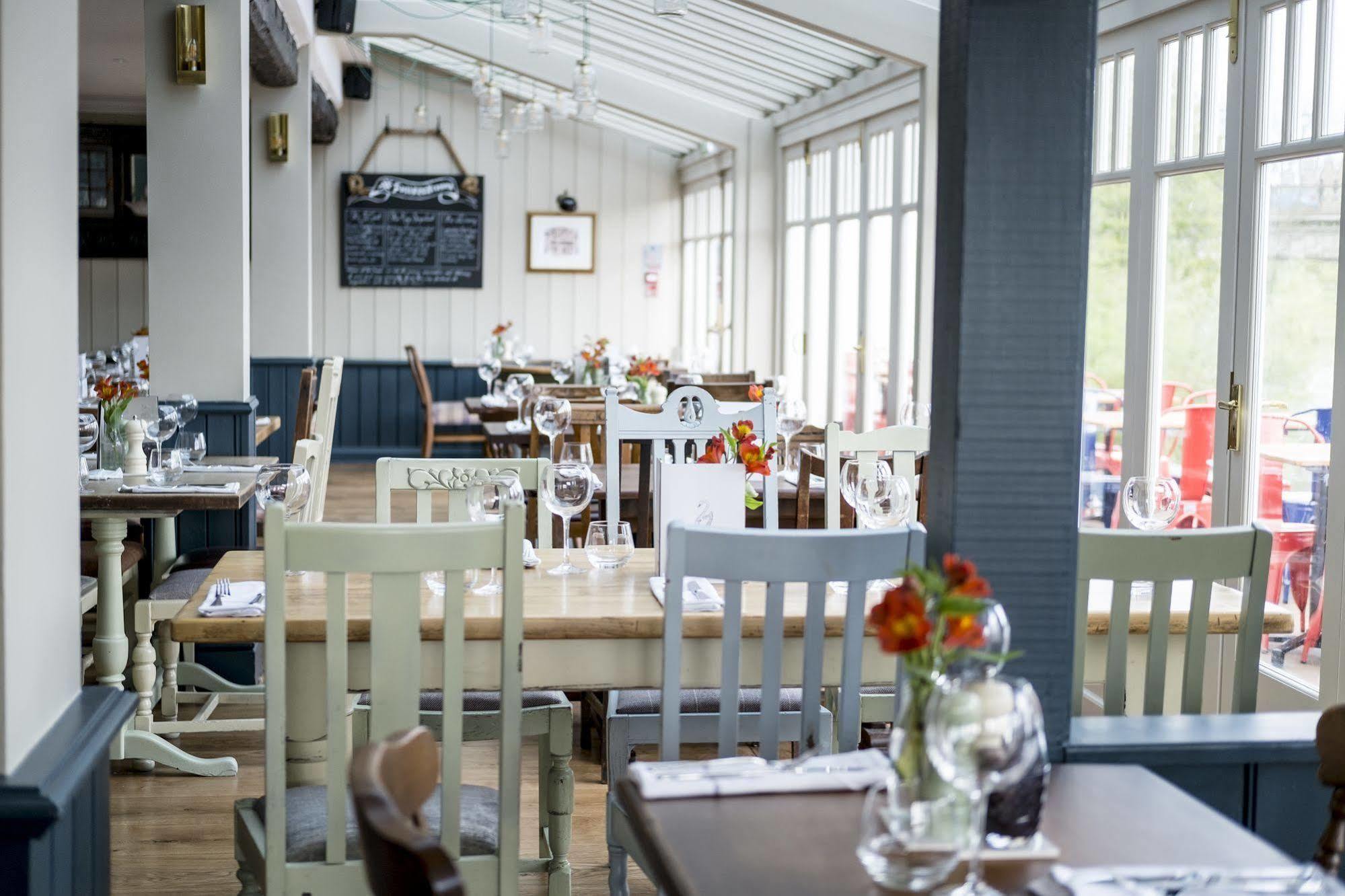 Inn The Swan Staines-upon-Thames