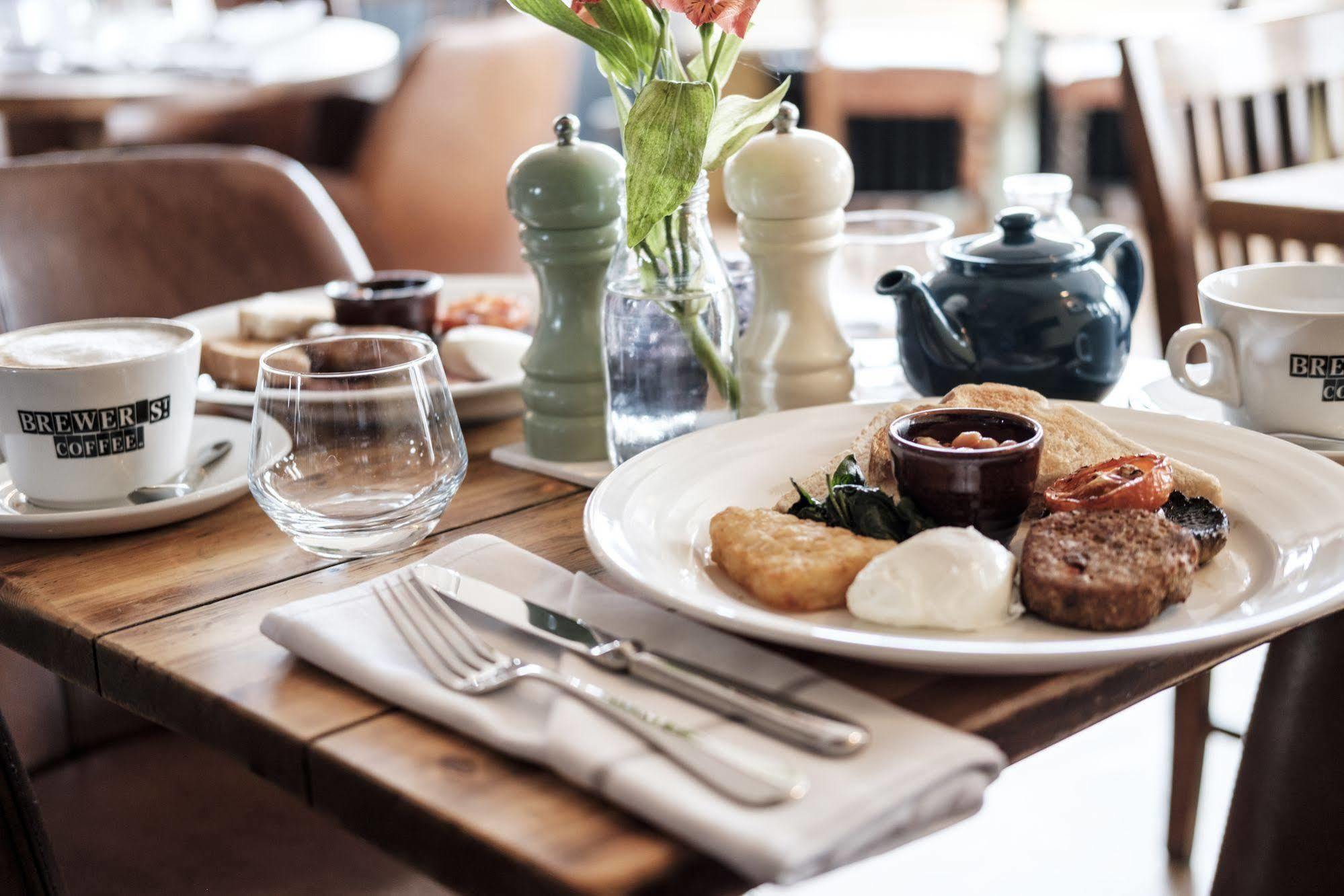 The Swan 4* Staines-upon-Thames