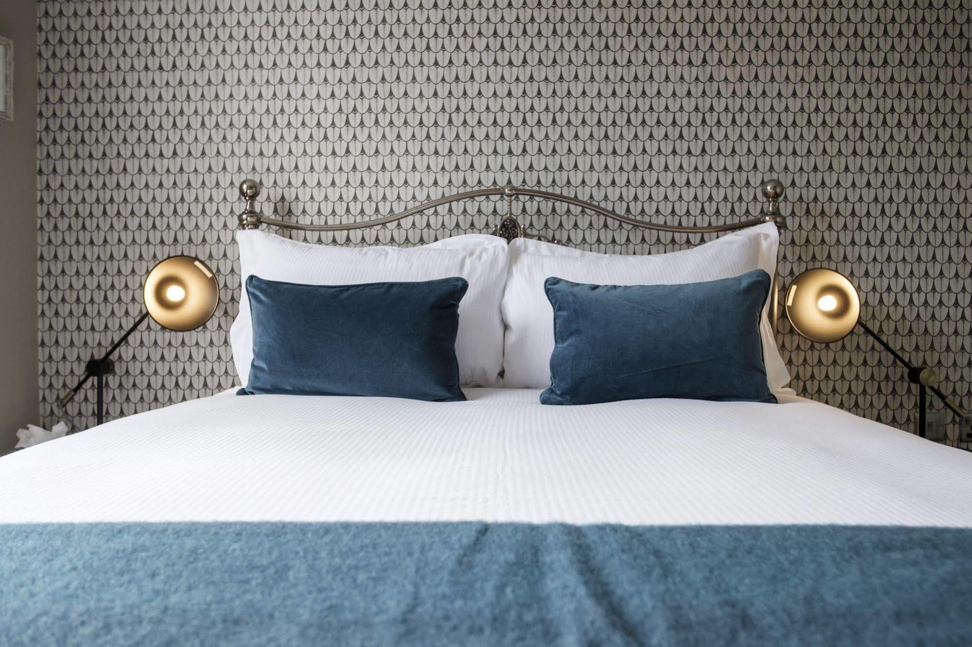 The Swan 4* Staines-upon-Thames